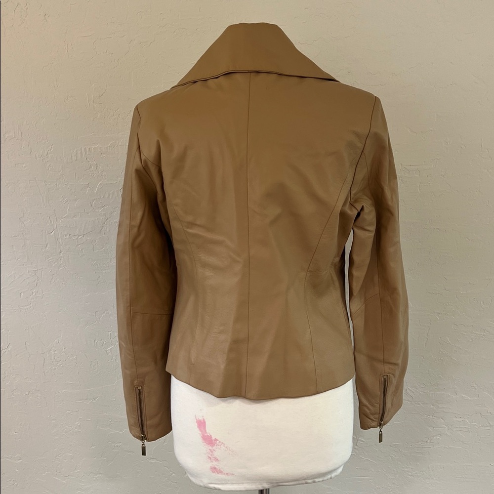 Pamela McCoy leather jacket - Picture 2 of 5